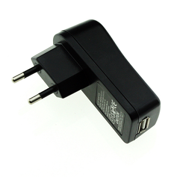 歐規 USB電源輸出市電轉換器