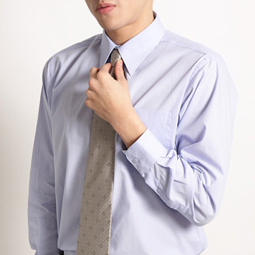 【GINNAAN 】簡約奢華優質選襯衫(藍)