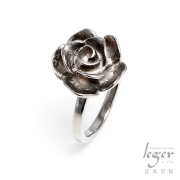 『日本Leger羽鈦』《古典玫瑰》純鈦戒指