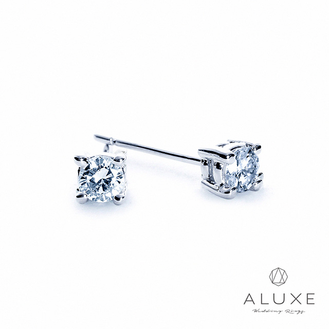 【ALUXE 亞立詩鑽石】總重 0.16克拉 四爪單顆美鑽耳環