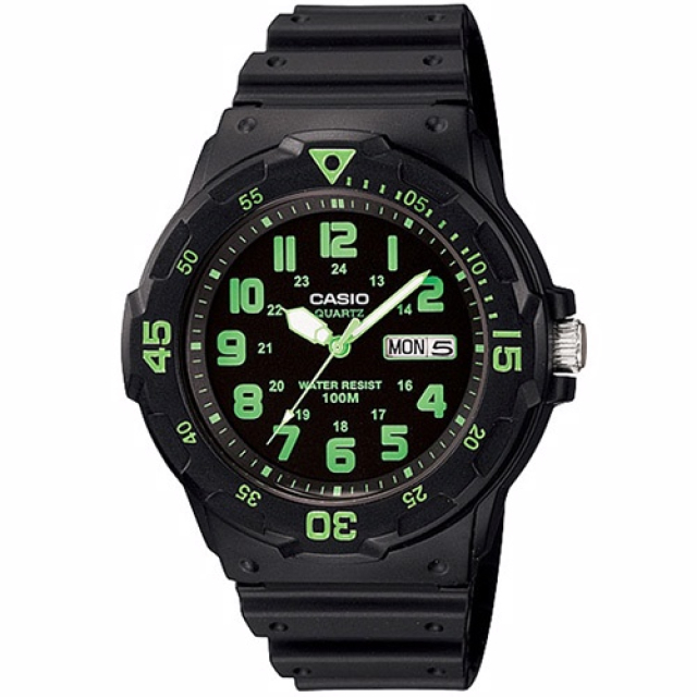 【CASIO 卡西歐】潛水風格潮流指針錶(黑x綠時標/47.9mm)