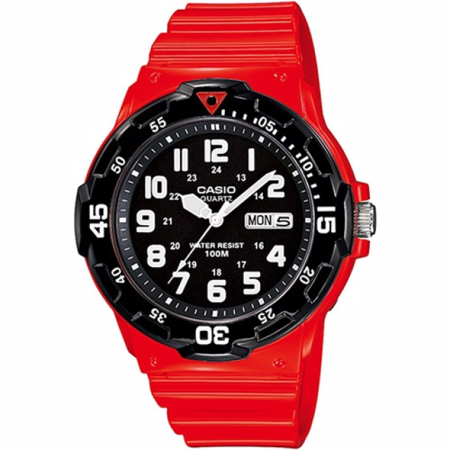 CASIO 潛水風格潮流指針錶-紅x黑/44.6mm