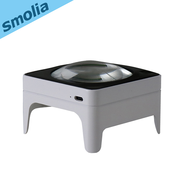 Smolia Square 日本品牌LED充電調光放大鏡