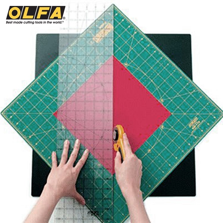 日本OLFA可360度旋轉切割墊板 美工作墊RM-17S模型桌墊(可節省空間;17吋X17吋)裁切布墊工藝墊