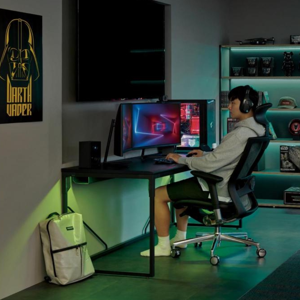 DESKER 多用途可調式電競桌 160x70cm (含LED炫光燈條)