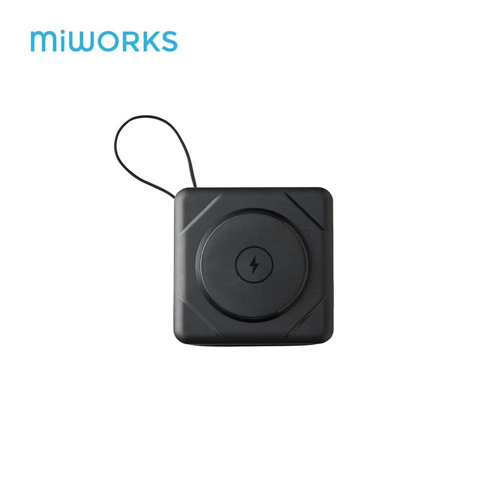 【米沃 Miworks】七合一磁吸無線充電行動電源 10000mAh 霧面黑