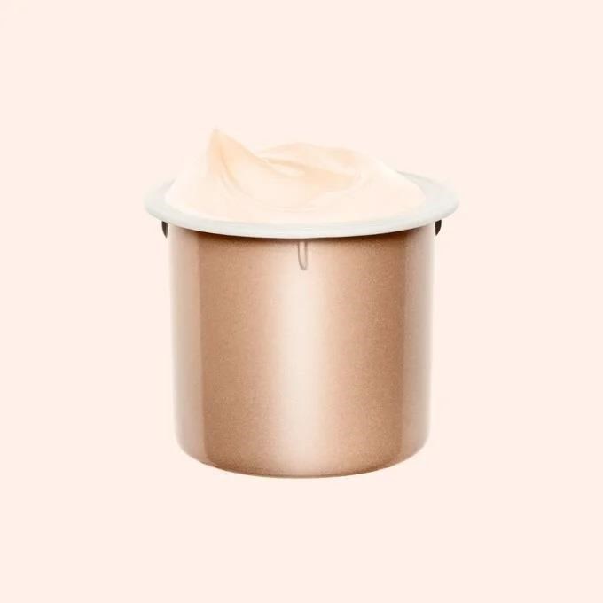 CLARINS克蘭詩 煥顏緊緻膠原日霜，專為成人臉部與眼部設計，富含膠原蛋白成分，幫助提升肌膚緊緻度與保濕力，適合各種膚質使用，為您帶來專櫃級的護膚體驗。