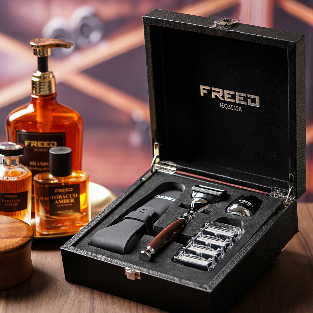 【FREED】 五刀式刮鬍刀尊爵禮盒四件組-仿紫紅檜木
