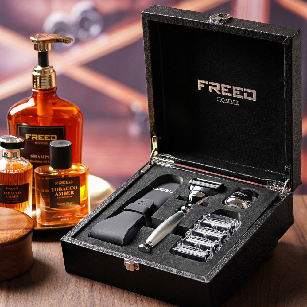 【FREED】 一週年限量紀念款 宇宙探索系列 尊爵四件組刮鬍刀禮盒 阿提米絲