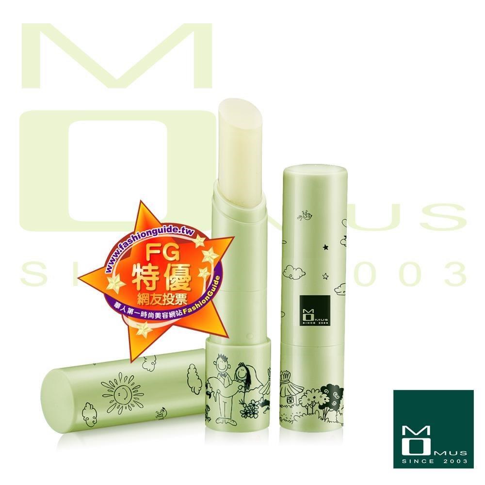 MOMUS 綠茶潤唇修護素+Plus 3.5g