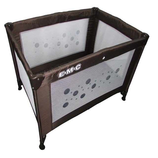 EMC輕巧型嬰兒床(咖啡色)具遊戲功能!
