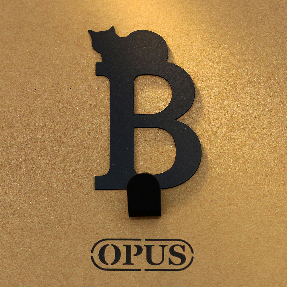 【OPUS東齊金工】當貓咪遇上字母B 壁飾掛勾 傢飾掛架 生活收納 衣架 造型掛鉤 無痕 HO-ca10-B(B)
