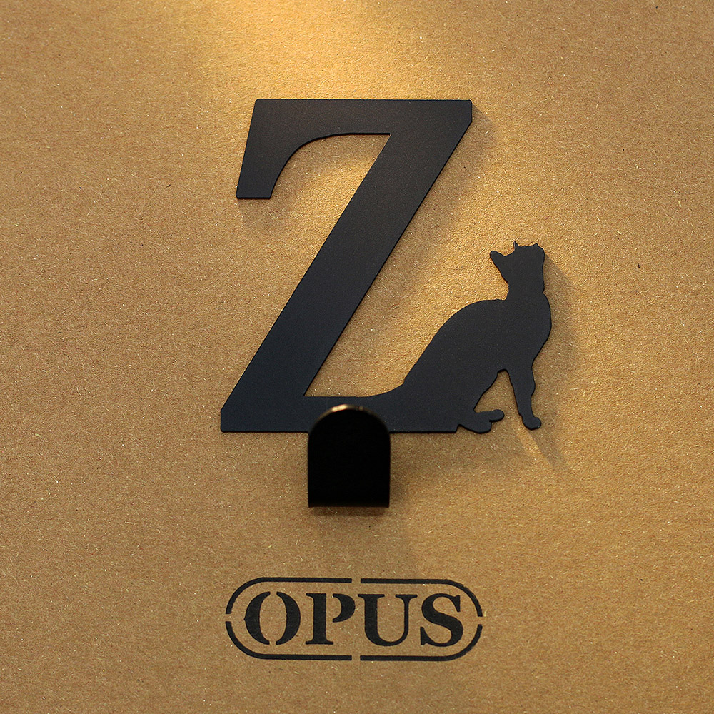 【OPUS東齊金工】當貓咪遇上字母Z 壁飾掛勾 傢飾掛架 生活收納 衣架 造型掛鉤 無痕 HO-ca10-Z(B)