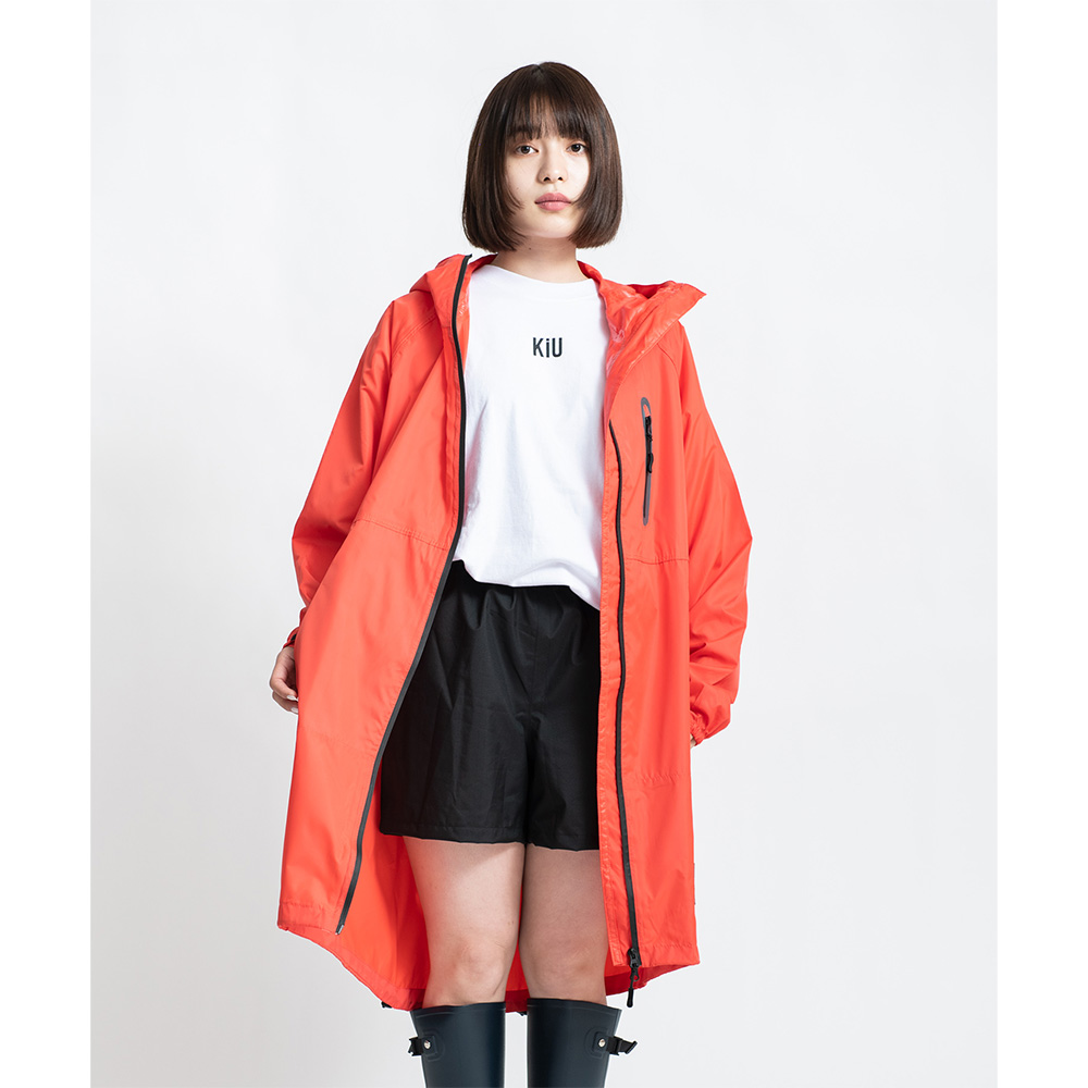 日本KIU 28909 粉紅色 空氣感雨衣/時尚防水風衣 附收納袋(男女適用)