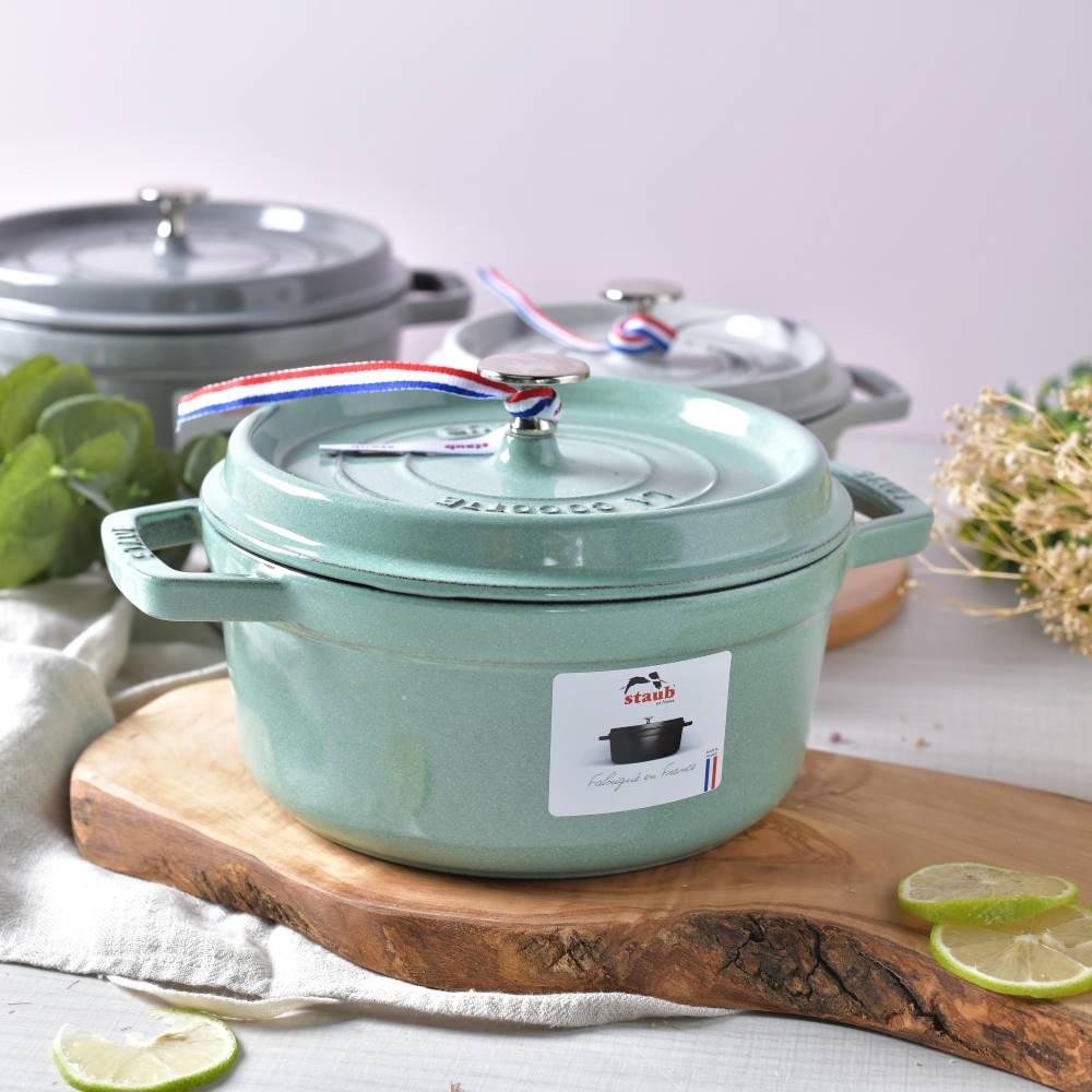 Staub 圓形琺瑯鑄鐵鍋 20cm 2.2L 鼠尾草 法國製