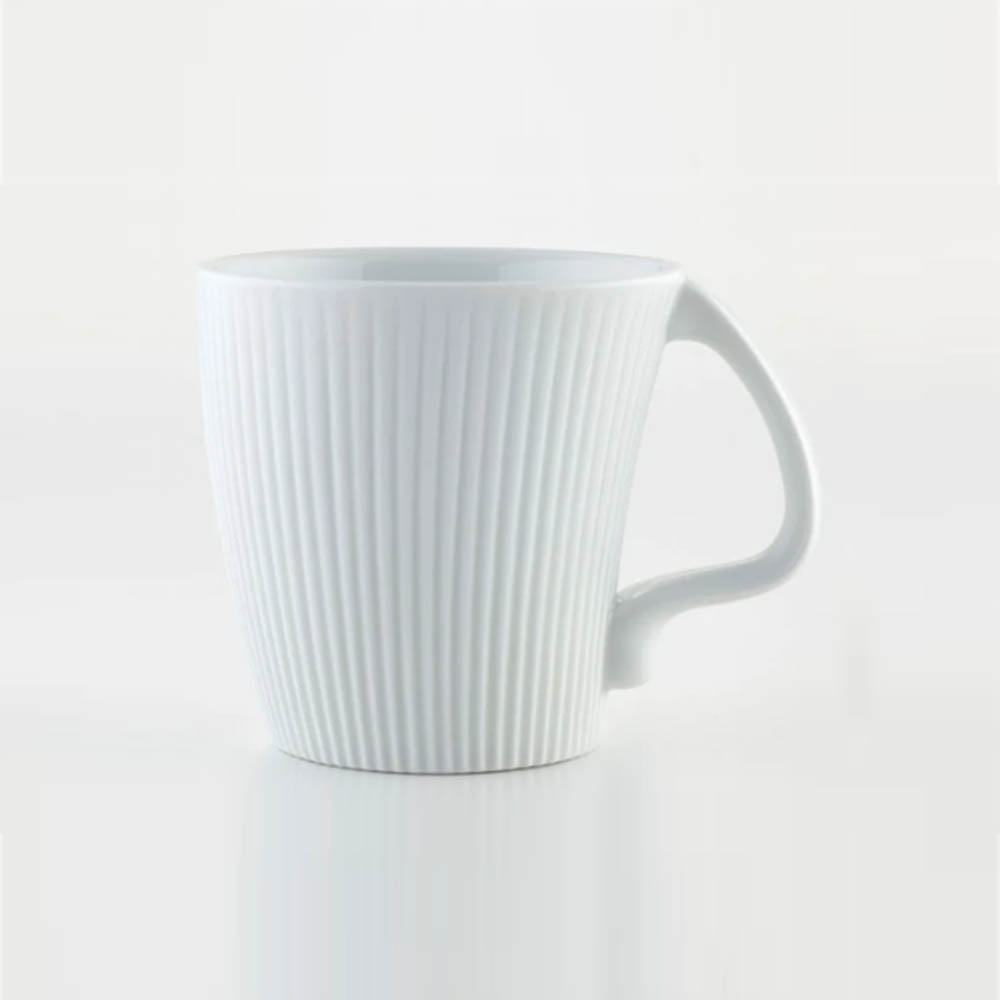 【WUZ屋子】日本 白山陶器 叉腰馬克杯370ml-白