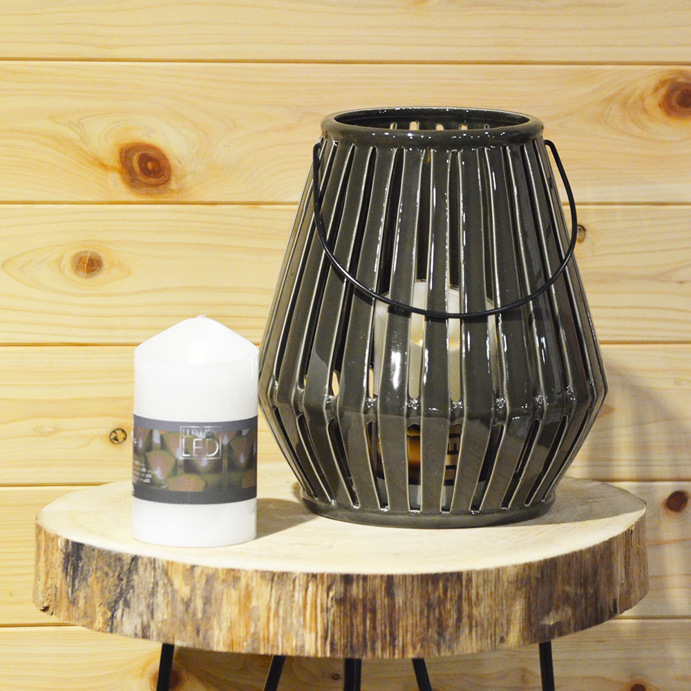 【YU Living】北歐風陶瓷簍空燈籠造型燭台 檯燈(附提把/灰黑色)