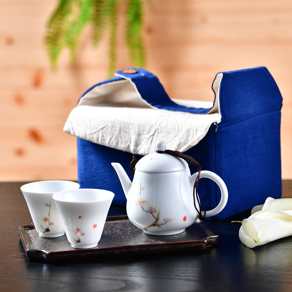 【YU Living】陶瓷茶具旅行四件組 托盤 外出收納包 茶具組(藍白色)