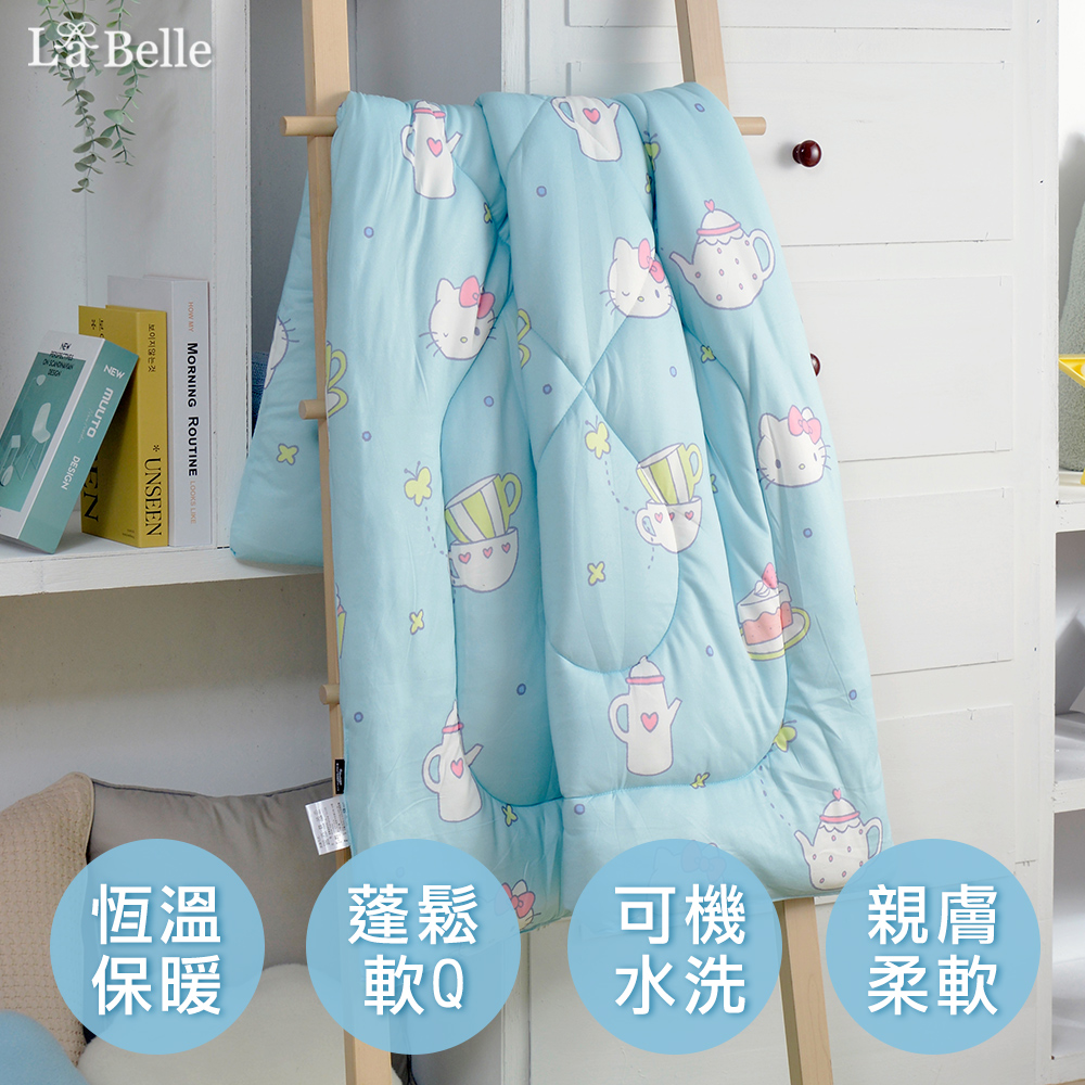 《Sanrio-HELLO KITTY午茶時光藍》海島針織棉可水洗兒童暖暖被105*135CM