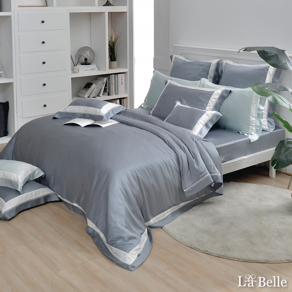《法式品味》雙人天絲拼接四件式防蹣抗菌吸濕排汗兩用被床包組(共兩色)-灰色
