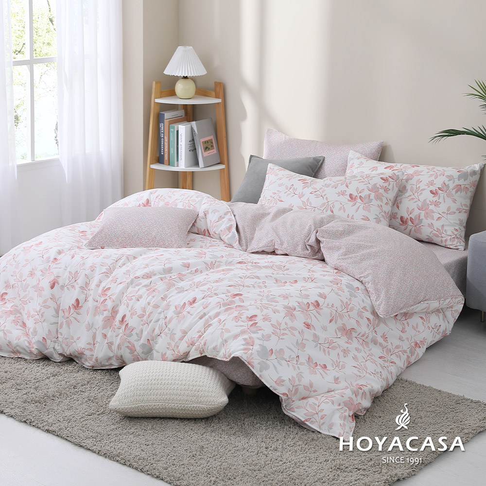 HOYACASA葉紅蝶舞 加大四件式純棉兩用被床包組(天絲入棉30%)