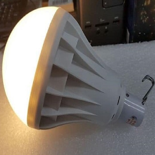 90W超亮LED可USB充電式燈泡/應急照明露營夜市地攤燈