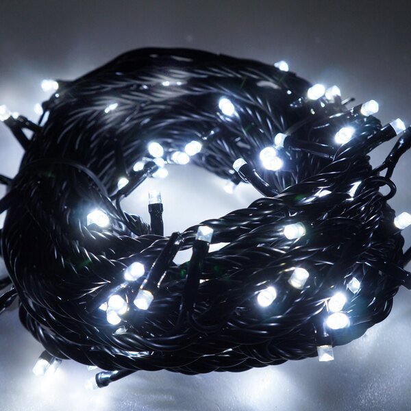 摩達客 100燈LED燈串聖誕燈 (白光黑線)(附控制器跳機)(高亮度又省電)