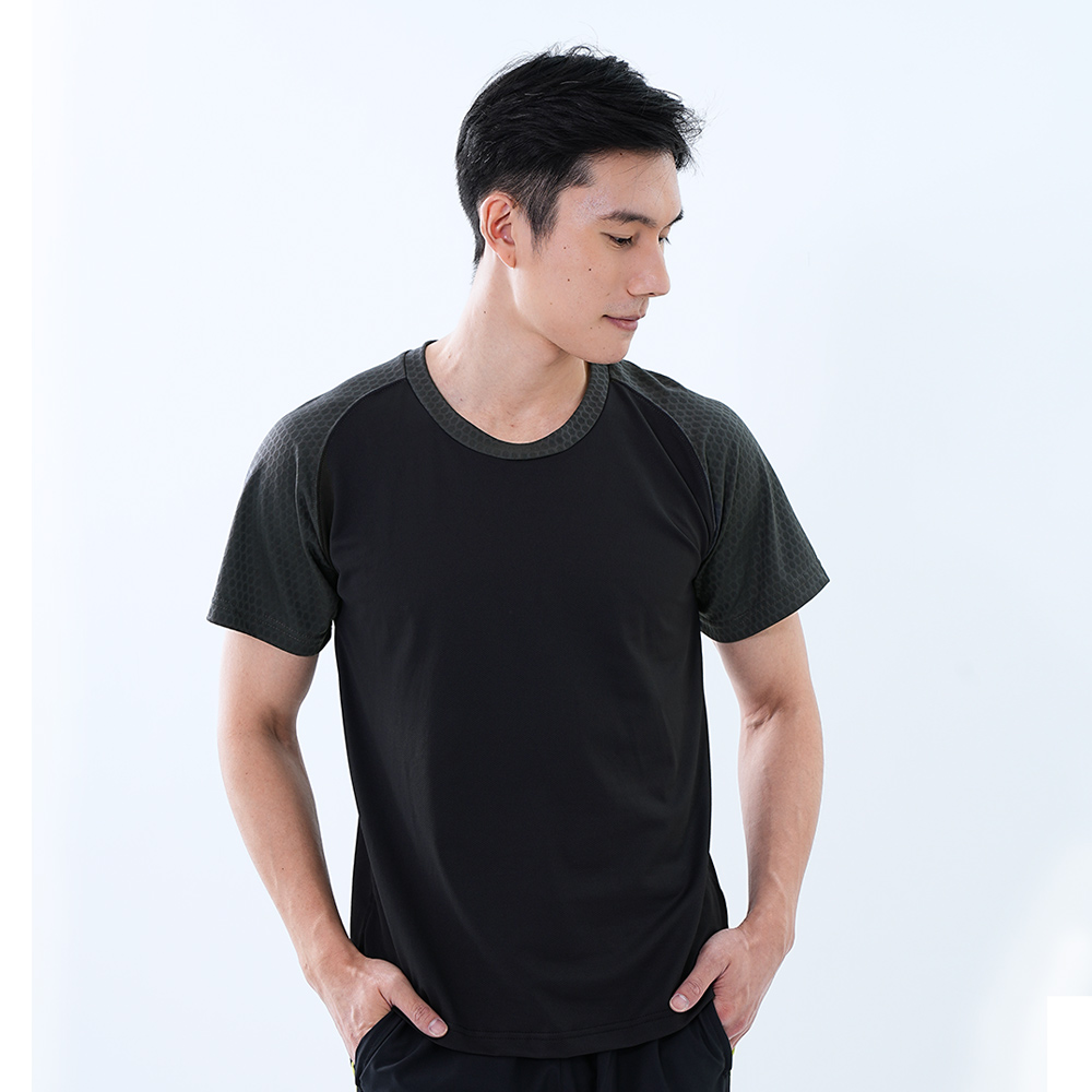 【遊遍天下】MIT台灣製男款吸濕排汗涼感抗UV機能圓領衫GS2004黑深灰