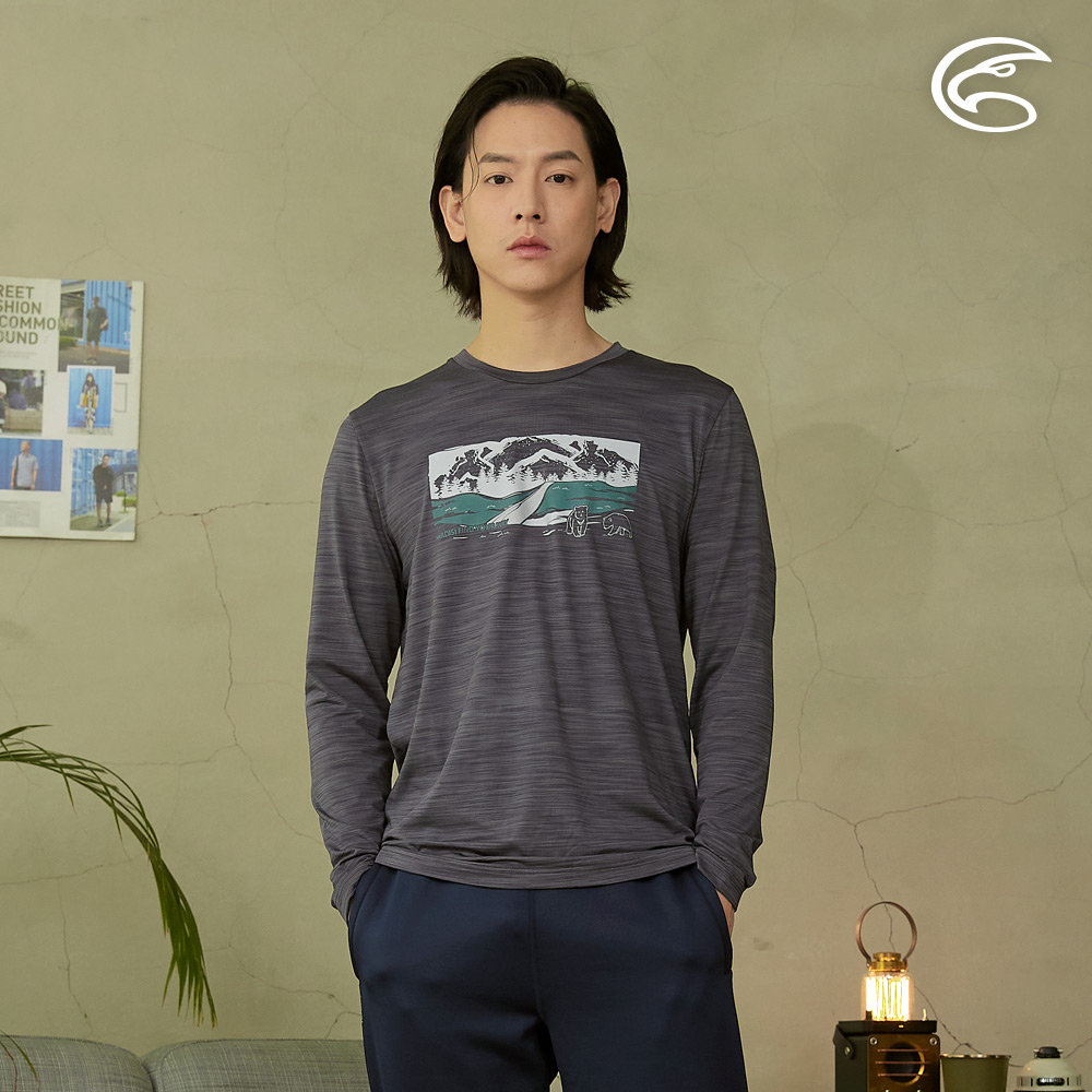 ADISI 男圓領圖騰雲彩紗透氣快乾保暖上衣 AL2421035-鐵灰