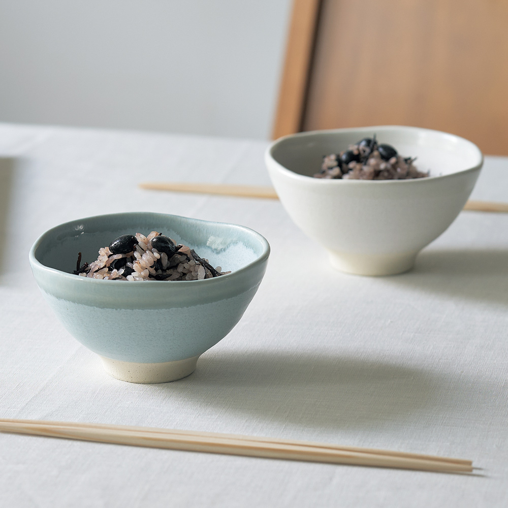 有種創意 - 日本美濃燒 - 水波釉對碗禮盒組- 附筷(4件式) - 310 ml