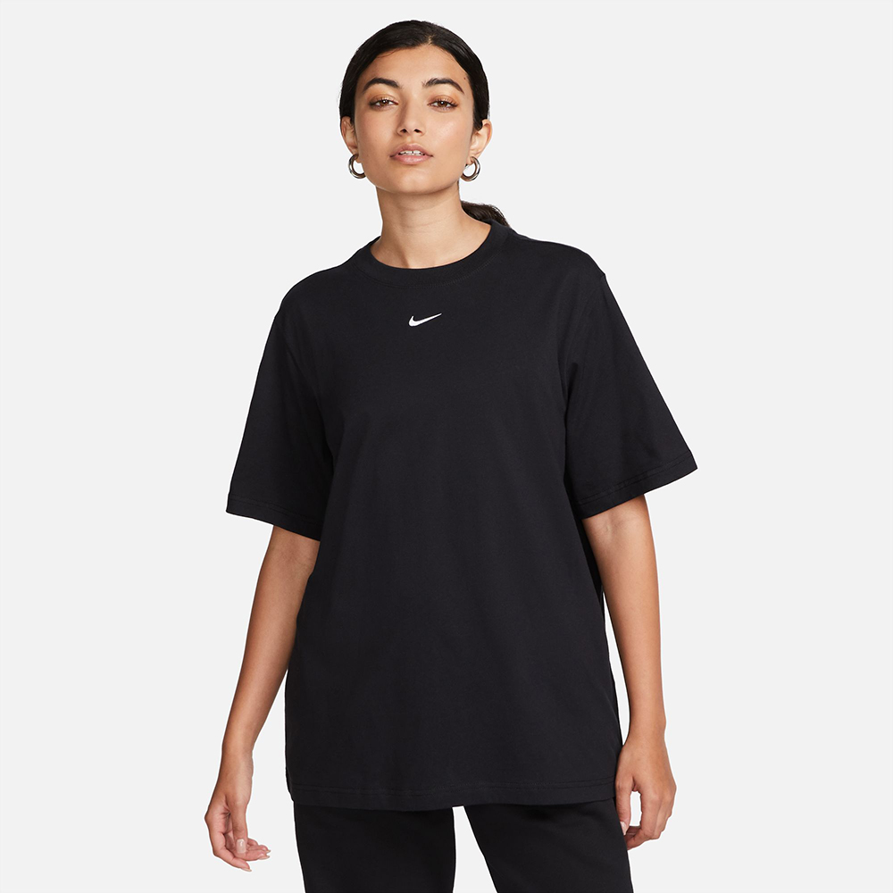 NIKE 女 AS W NSW TEE ESSNTL LBR 素T 圓領 寬鬆 短袖上衣 休閒 黑 FD4150-010