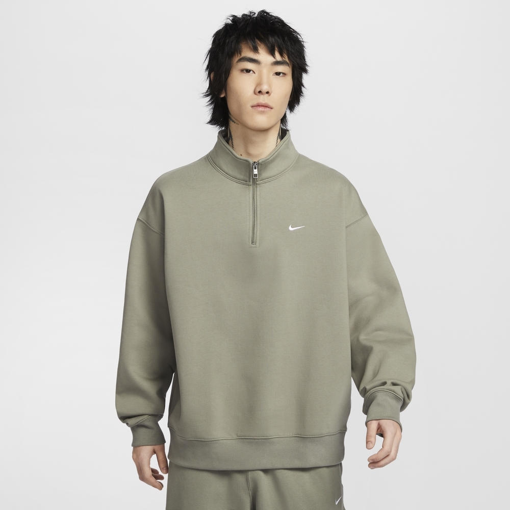 【NIKE】M NK SOLO SWSH HW BB QZ TOP 男款 長袖上衣 半開襟 大學T 綠色-DQ5209320