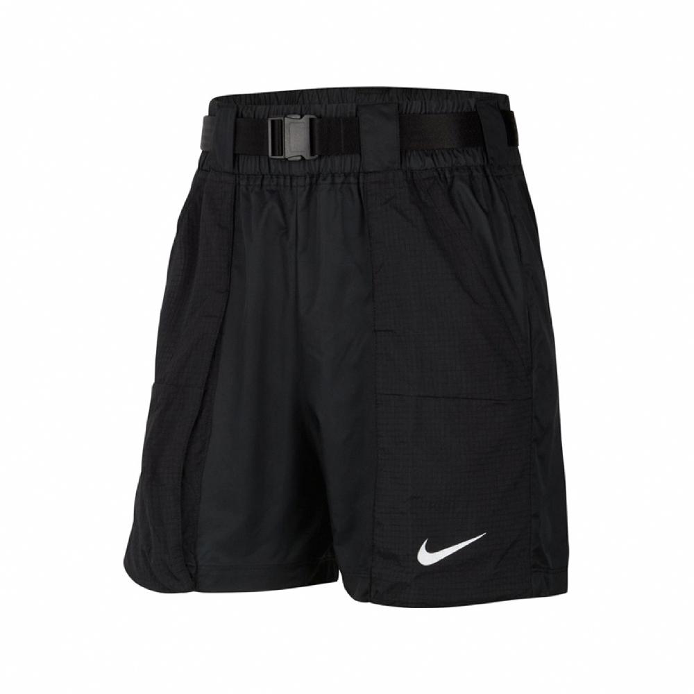 Nike 耐吉 短褲 NSW Swoosh Shorts 女款 黑 白 膝上 腰帶扣環 寬鬆 CJ3808-010