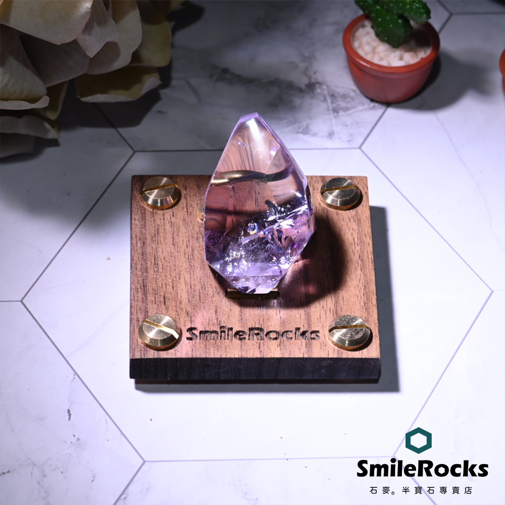 SmileRocks 石麥 紫水晶彩虹光隨形冰塊 4.3x1.7x2.2cm