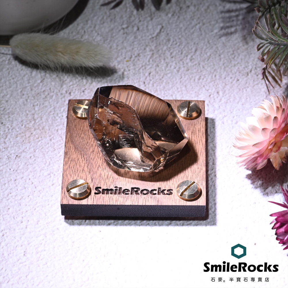 SmileRocks 石麥 茶黃晶隨形冰塊 4.4x2.4x3.4cm No.043890113