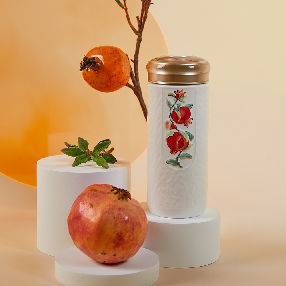 乾唐軒活瓷 | 榴花碩果隨身杯 / 大 / 雙層 / 描金 / 牙白 330ml