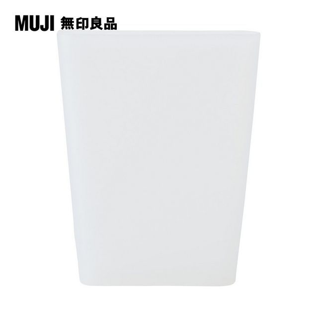 【MUJI 無印良品】攜帶型矽膠漱口杯/約65x12x82mm