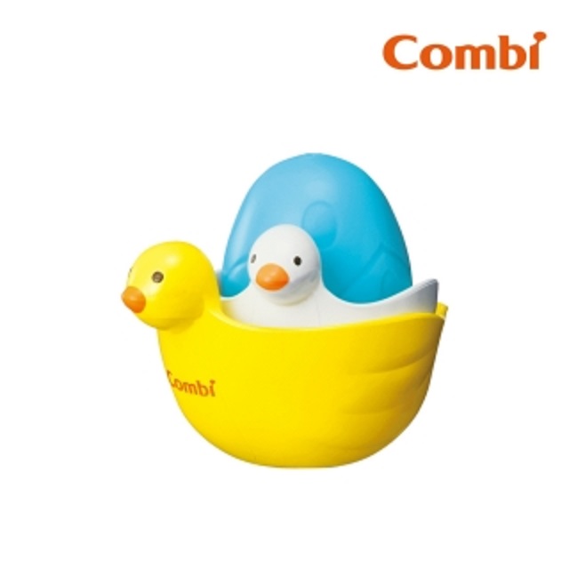 Combi 寶貝鴨洗澡玩具