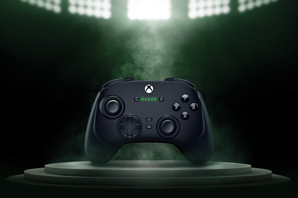 Razer Wolverine V3 Pro - Wireless Gaming Controller for Xbox & PC-黑