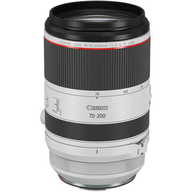 Canon 佳能 RF 70-200mm F2.8 L IS USM 是一款高階變焦鏡頭，適用全幅 EOS R 系列相機，屬於望遠鏡頭型別，具備恆定 F2.8 大光圈，提供優異低光表現與淺景深效果。內建 5 級光學影像穩定器 (IS) 及奈米 USM 高速靜音對焦馬達，L 系列光學設計確保銳利畫質與防塵防滴結構，適合運動、野生及人像攝影。貨源為公司貨，以上資料與圖片僅供參考，規格及隨機標準配備以實際出貨為主，如有錯誤或不符者，將不再另行補寄或更換，謝謝！