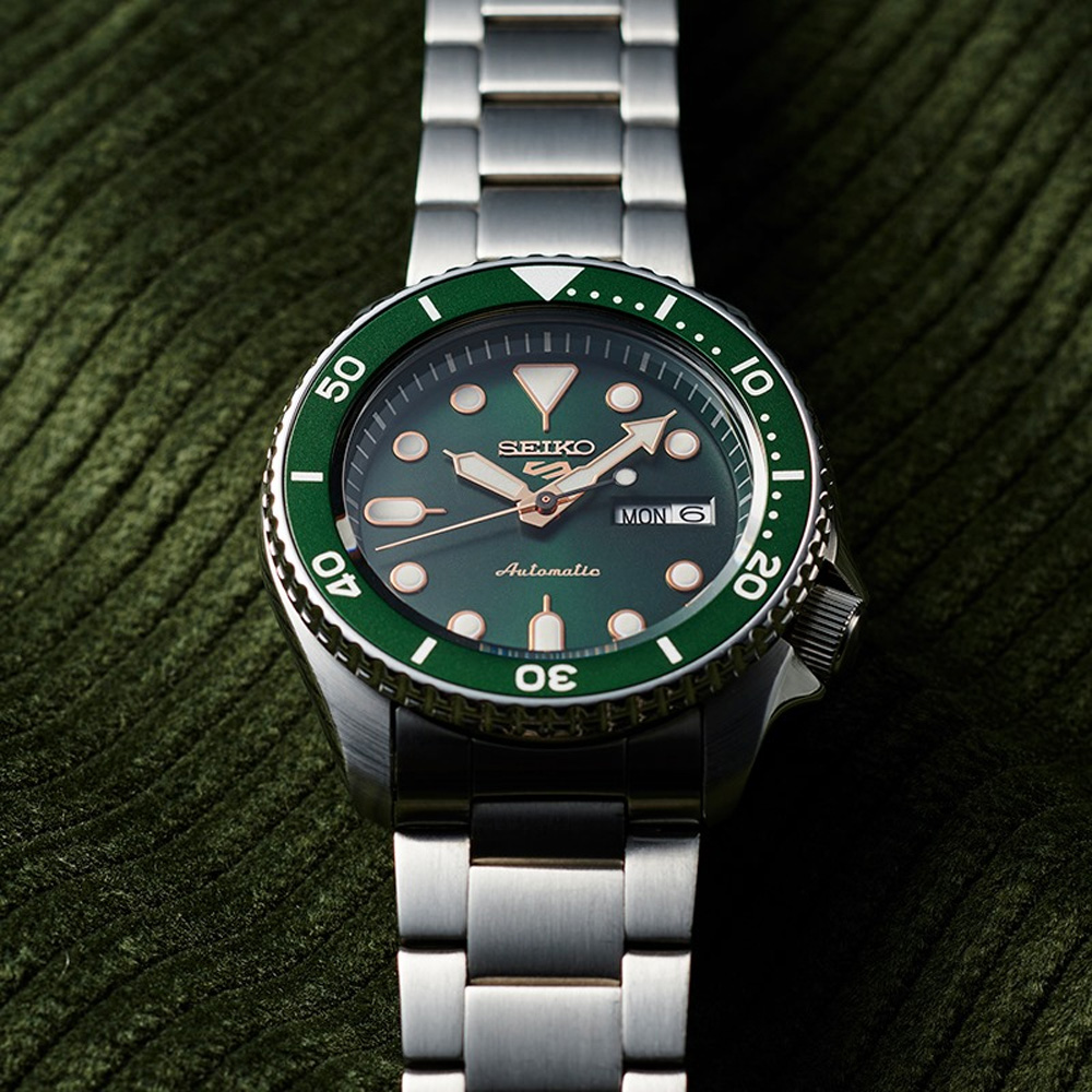 SEIKO 精工 5 SPORTS系列 Lineup 潮流綠 機械腕錶 42.5mm (4R36-07G0G/SRPD63K1)