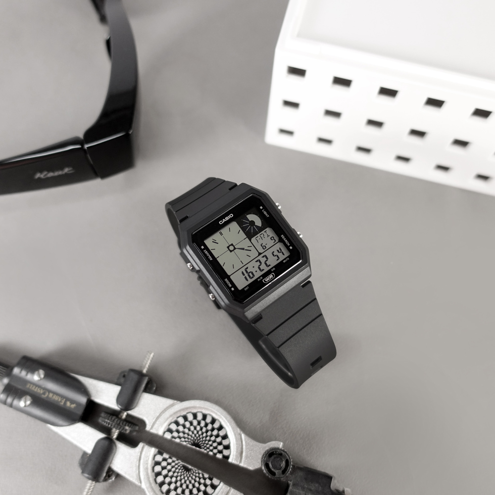 CASIO / LF-20W-1A / 卡西歐 經典復古 方形造型 雙顯 電子數位 橡膠手錶 黑色 33mm