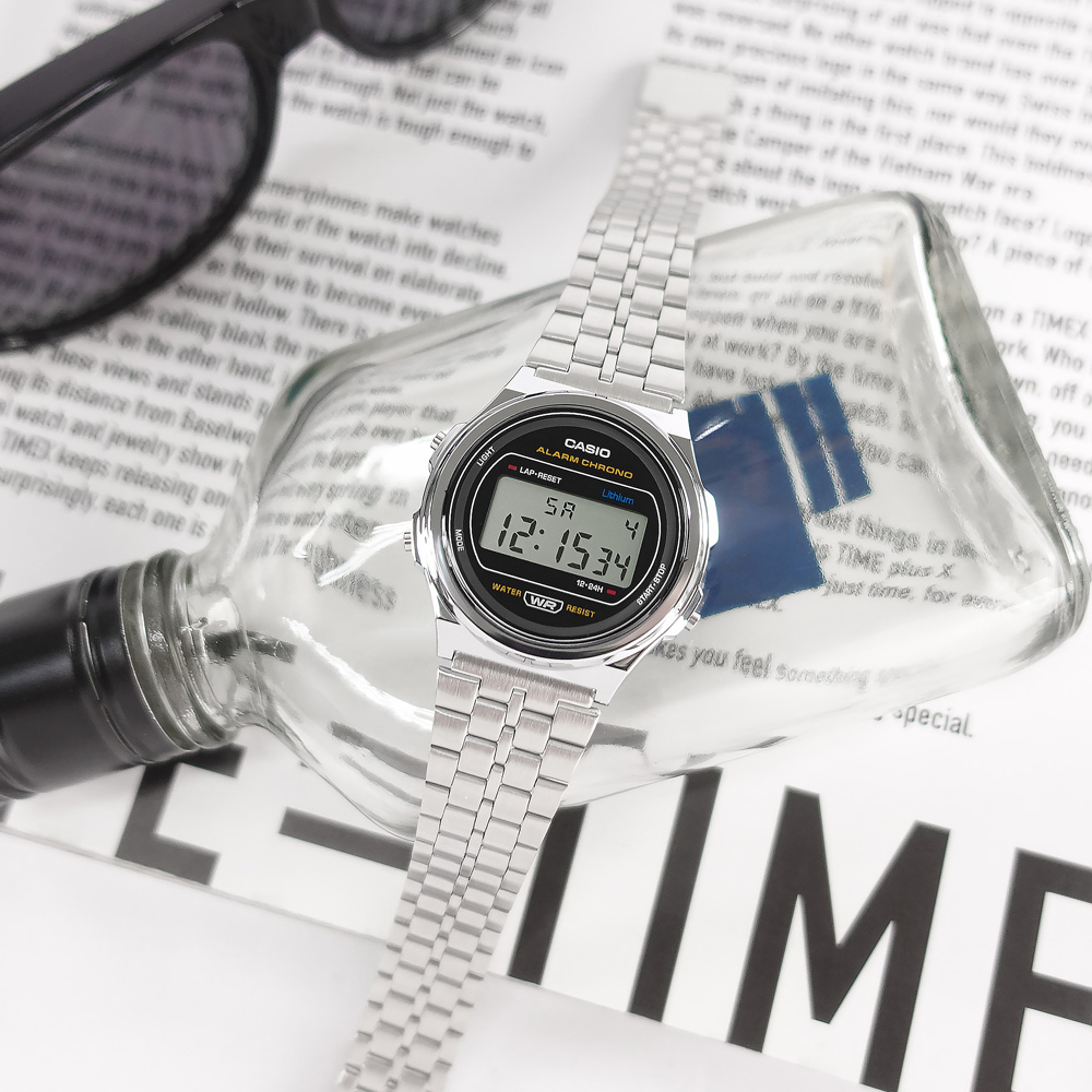 CASIO / A171WE-1A / 卡西歐 復古懷舊 計時碼錶 電子數位 不鏽鋼手錶 黑銀色 36mm