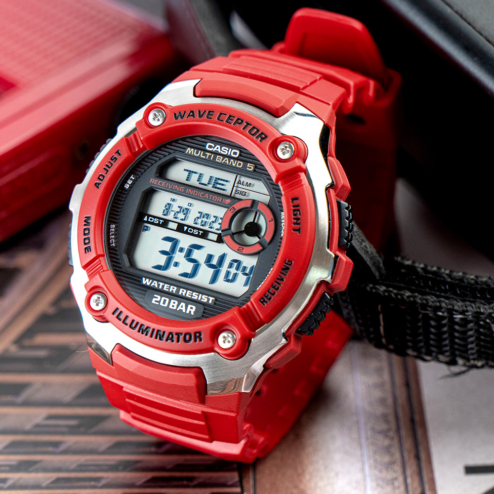 【CASIO 卡西歐】世界五局電波運動腕錶-紅(WV-200R-4AJF)