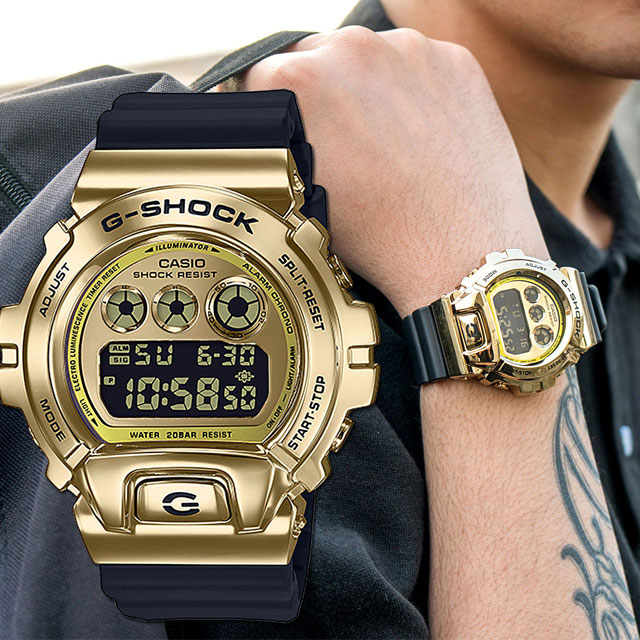 【CASIO 卡西歐】G-SHOCK 街頭嘻哈風耐衝擊數位橡膠腕錶/黑x金IP框(GM-6900G-9DR)