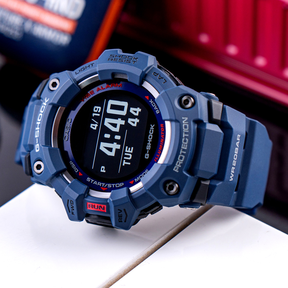 【CASIO】G-SHOCK G-SQUAD 運動潮流藍牙智慧橡膠腕錶/藍 (GBD-100-2DR)