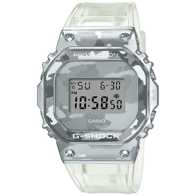 【CASIO 卡西歐】G-SHOCK 銀白透視數位方形橡膠腕錶/白x銀框(GM-5600SCM-1DR)