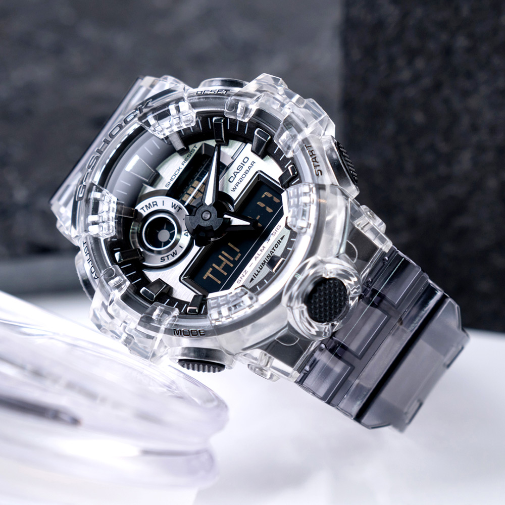 【CASIO 卡西歐】G-SHOCK 透明動感耐衝擊運動雙顯橡膠腕錶/黑(GA-700SK-1ADR)