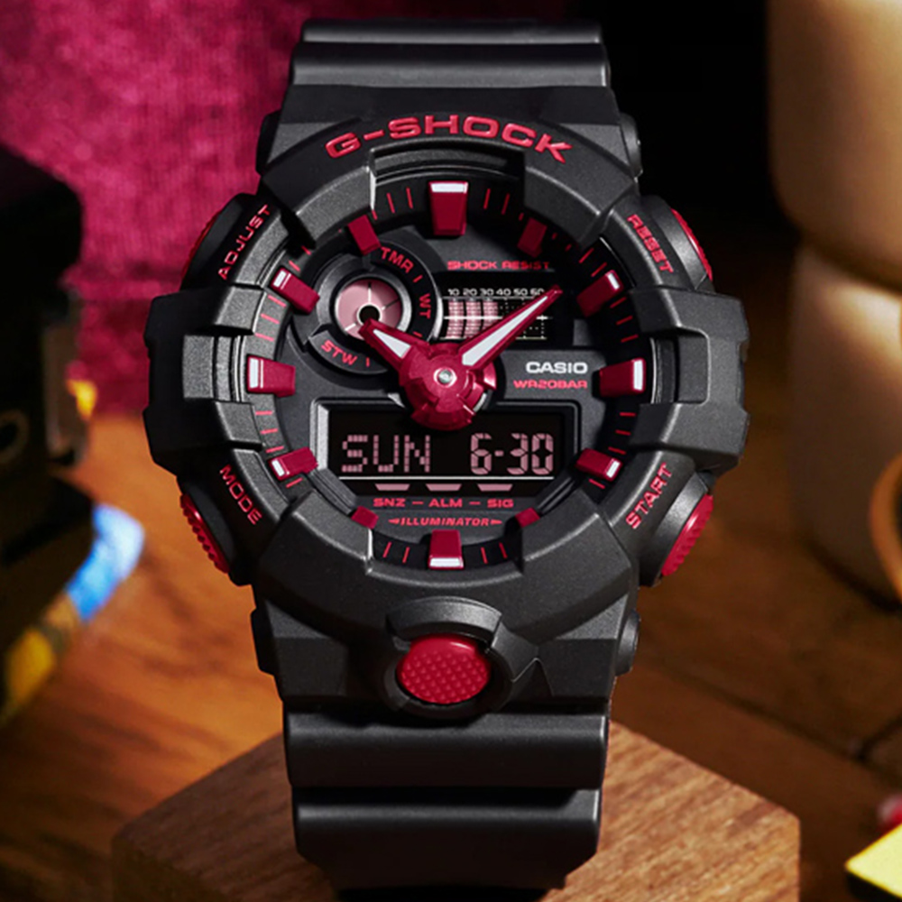 CASIO卡西歐 G-SHOCK 經典紅黑 時尚雙顯腕錶 GA-700BNR-1A