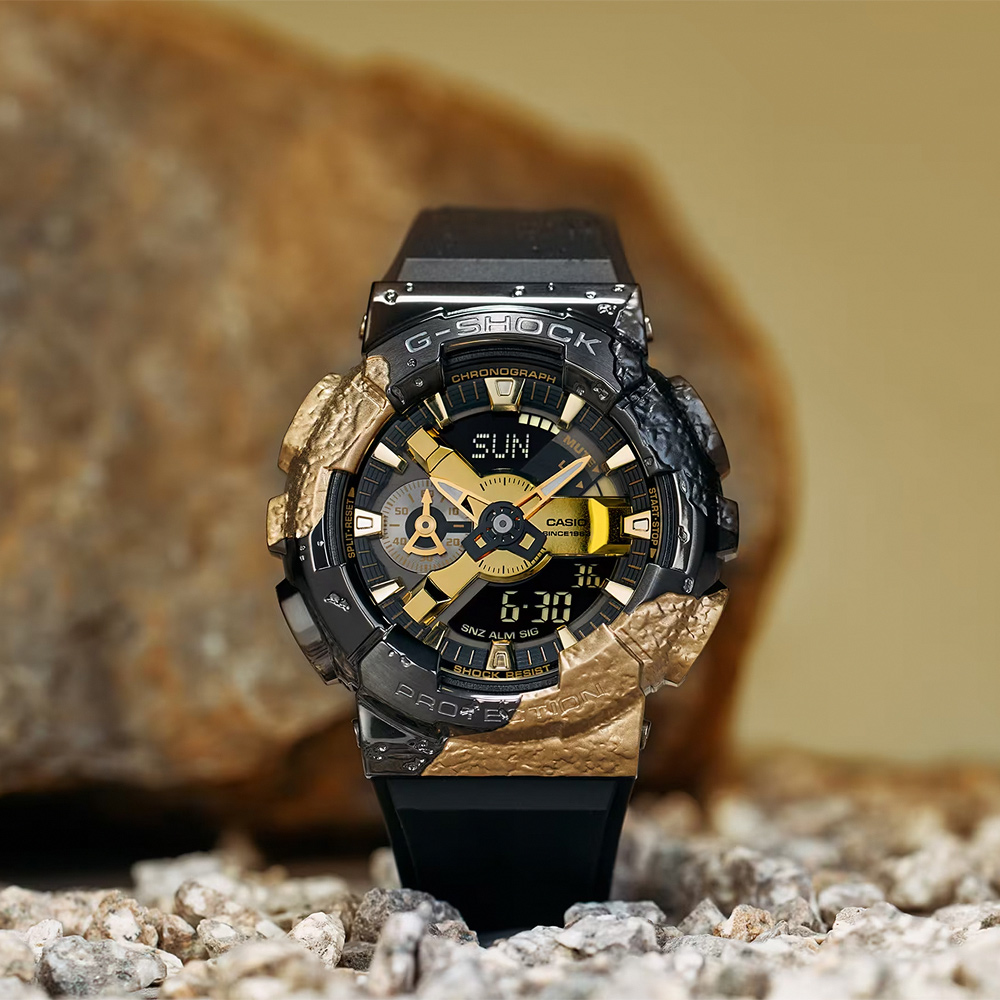 CASIO 卡西歐 G-SHOCK 40 週年探險家之石系列 雙顯手錶 GM-114GEM-1A9